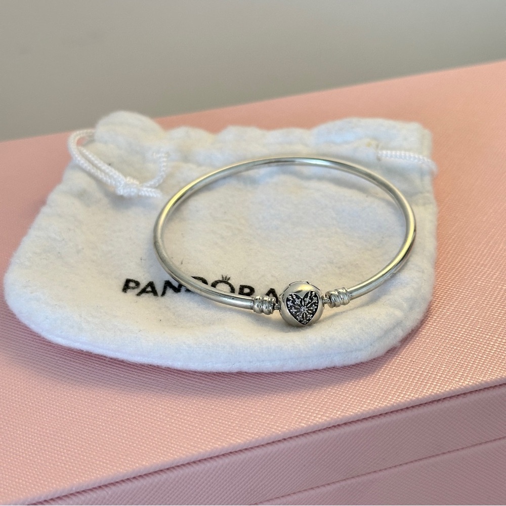 Pandora Heart of Winter Bangle Silver